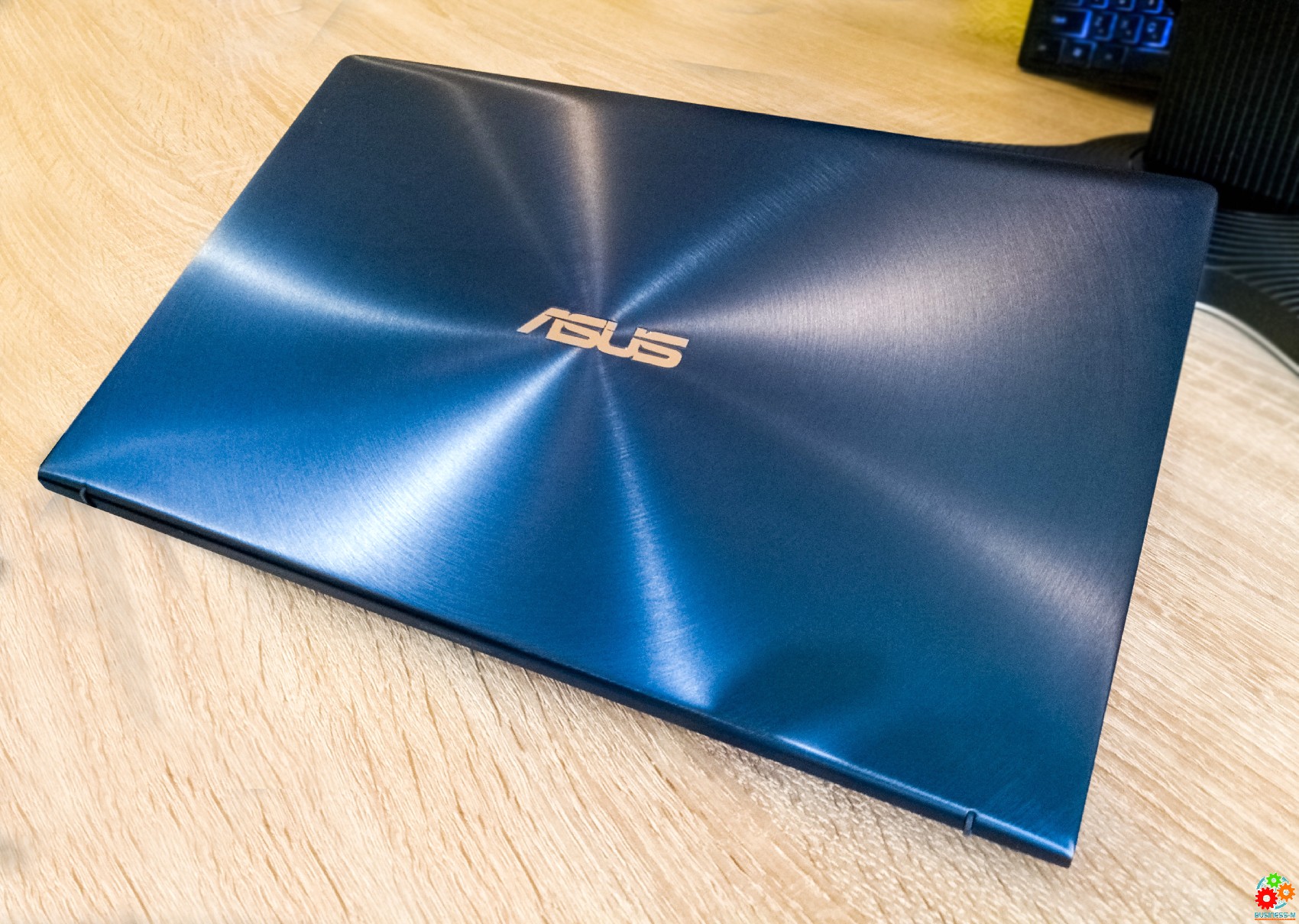 Asus zenbook 15