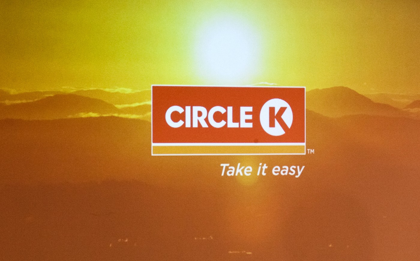 Circle K приобретает заправки Premium7