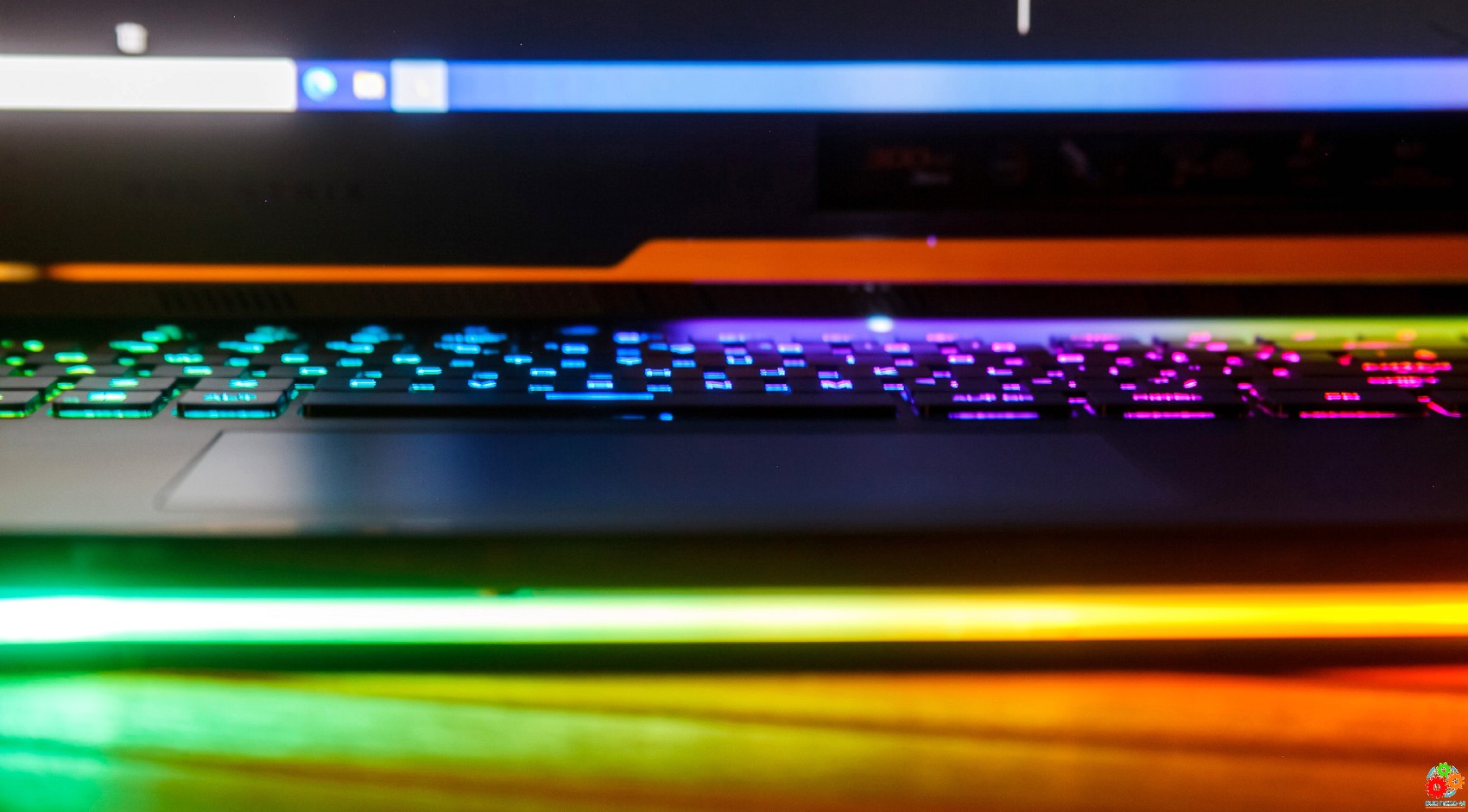 Asus vivobook включить подсветку клавиатуры