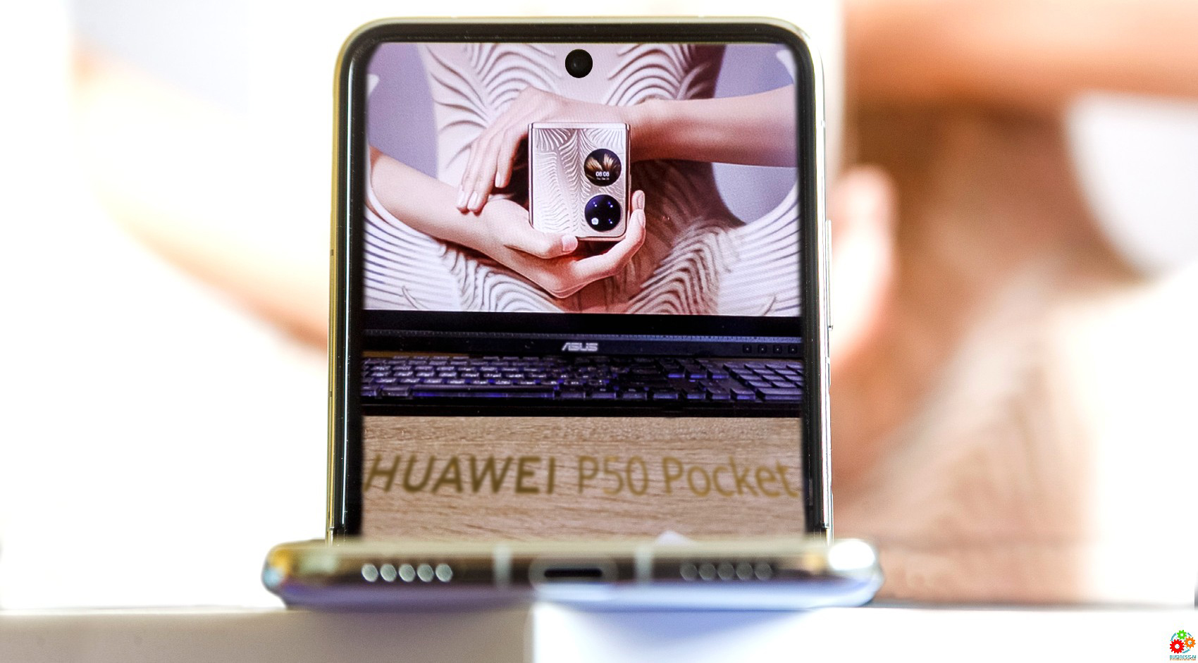 Новый Huawei P50 Pocket: Больше, чем вы ожидаете
