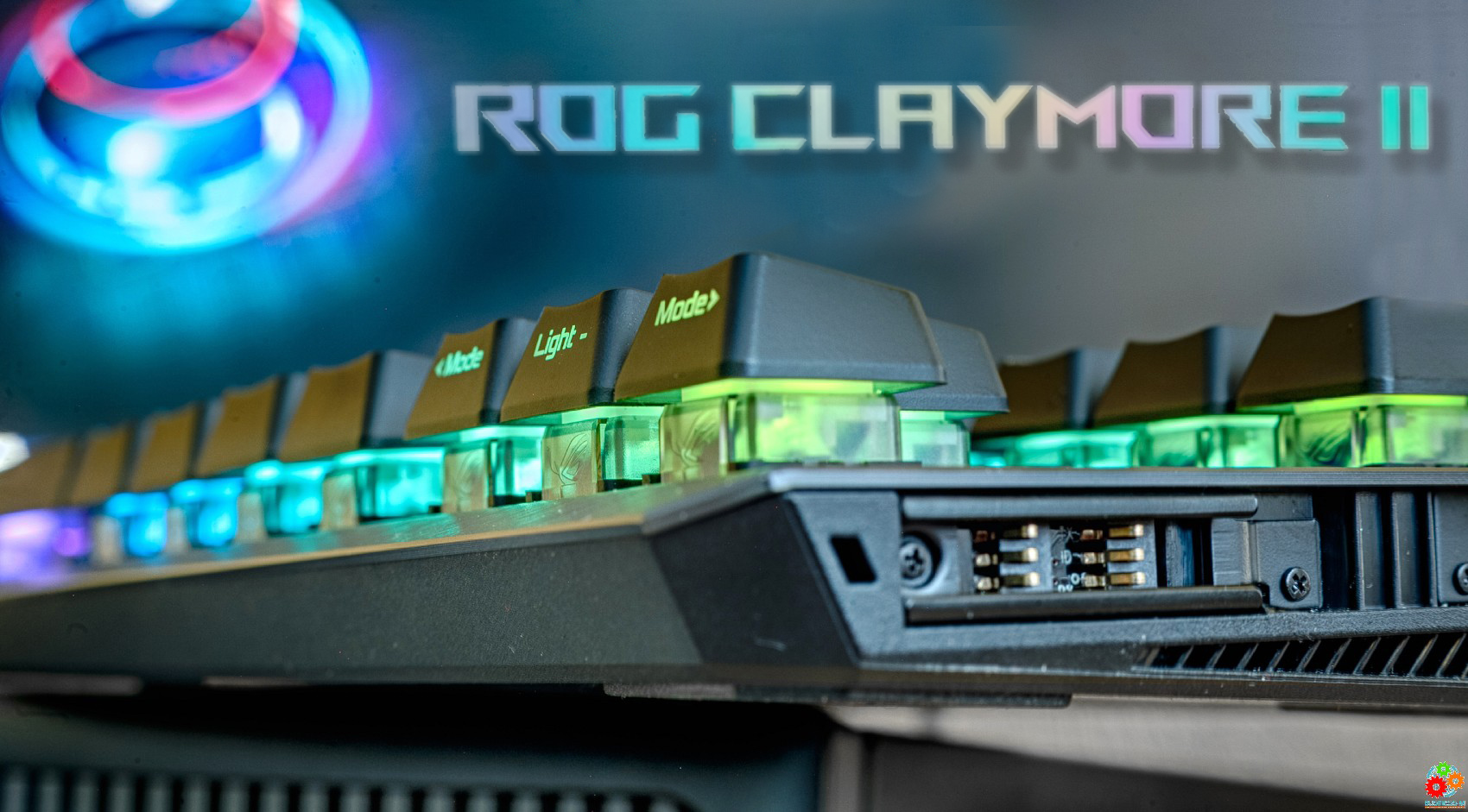 ASUS ROG Claymore II — клавиатура по цене процессора?