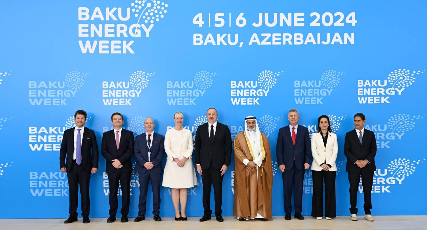 Азербайджан и ОАЭ: Новые перспективы зеленой энергетики
