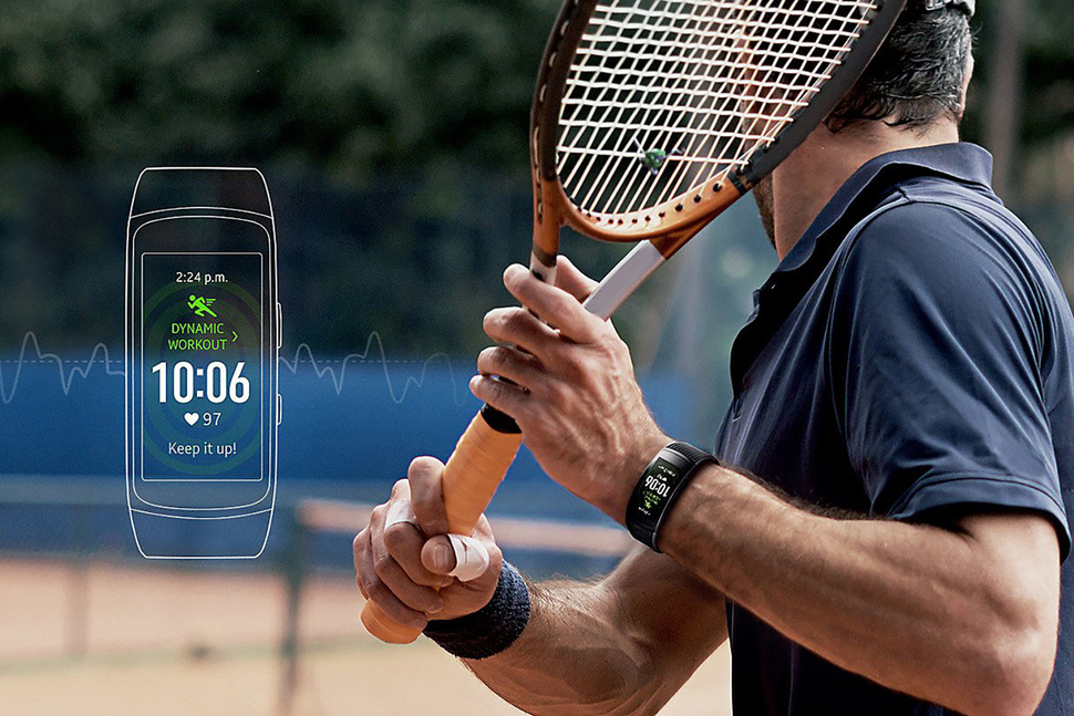 Samsung: фитнес-браслет Gear Fit2 Pro уже в продаже